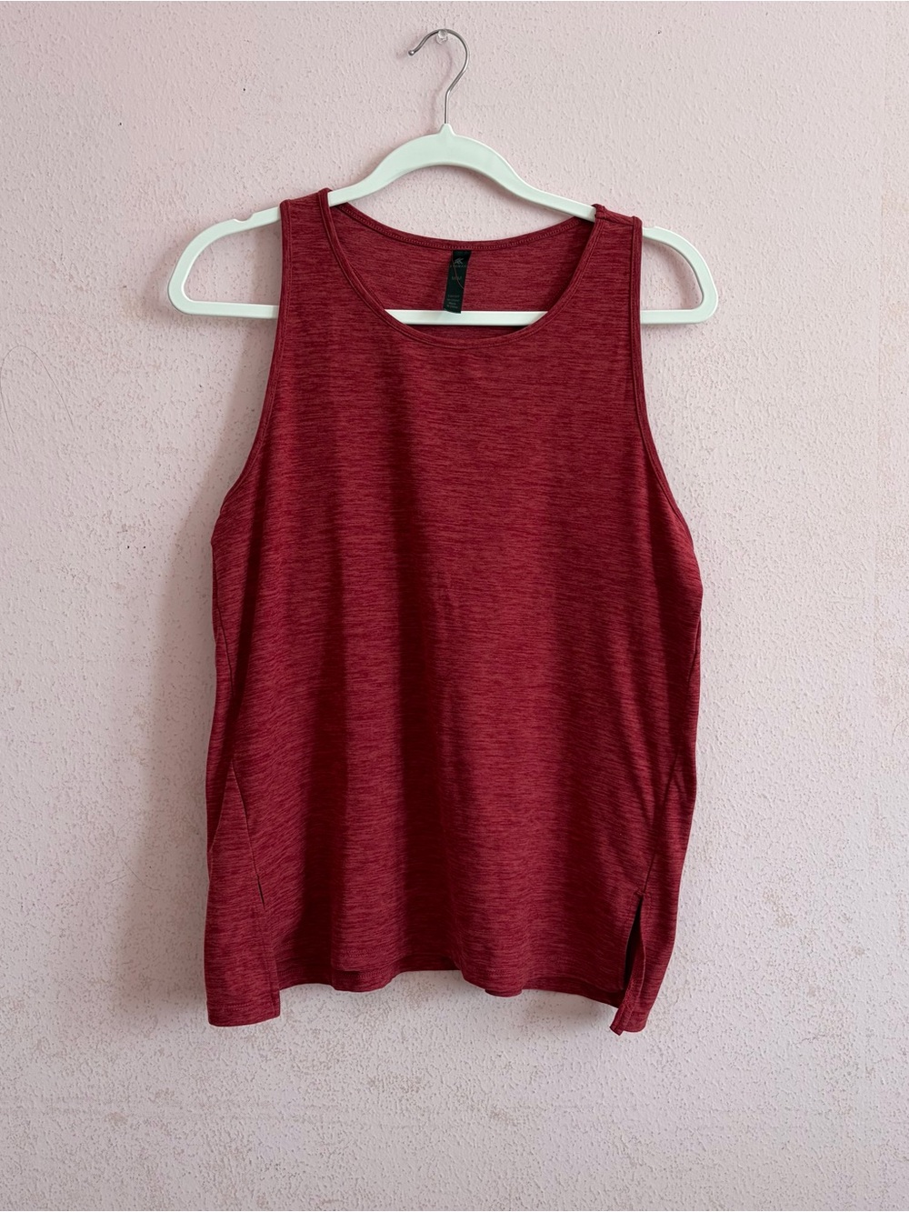 Kyodan Activewear Round Neck Flowy Side Slit Racerback Sleeveless Tank Top